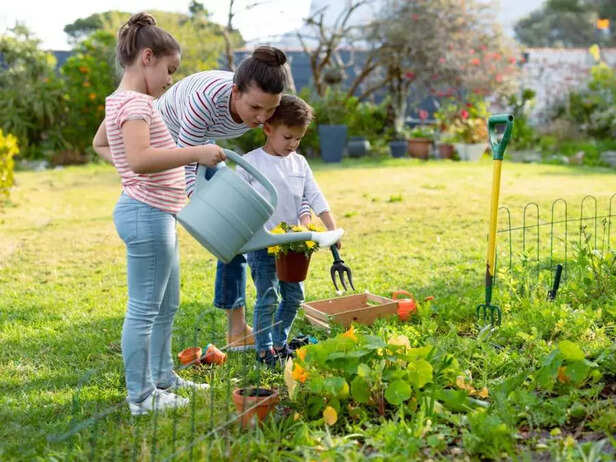 children helping mother