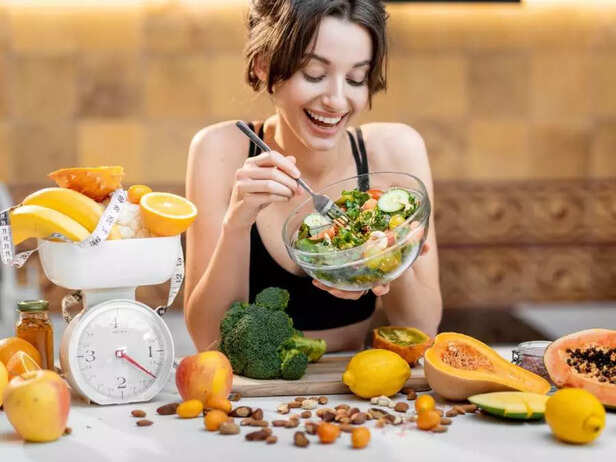 WOMAN HAVING HEALTHY DIET