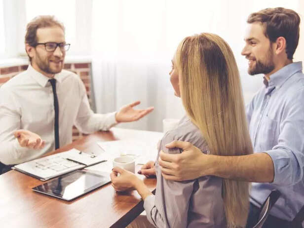 couple meeting fertility specialist