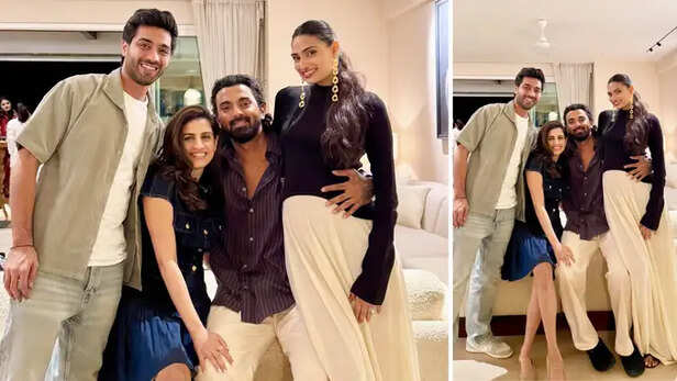 Athiya's maternity look.