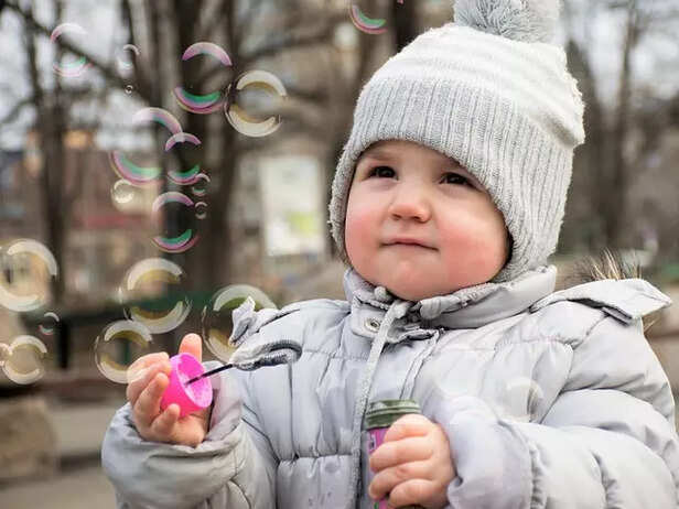 child and bubble