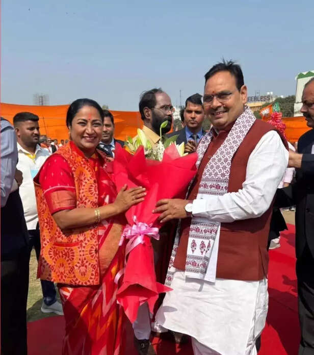 Rekha Gupta (Picture credit : Instagram @bjprekhagupta)