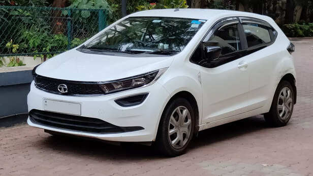 Tata_Altroz Front View