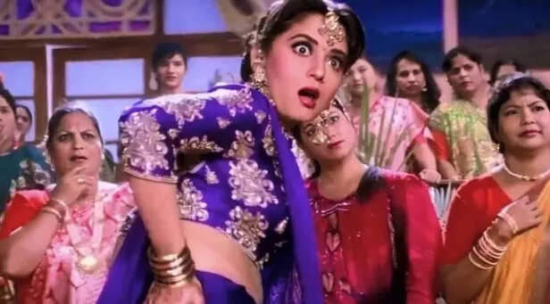 Iconic Scene: Madhuri Dixit