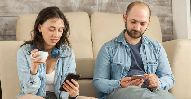 Parents easily fall into Smartphone Trap