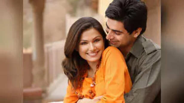 From Miles to Meaning: Staying Close in a Long-Distance Relationship