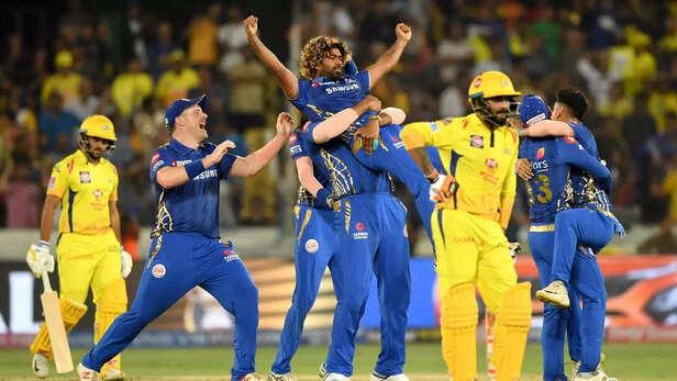 Mumbai Indians take on Men in Yellow.