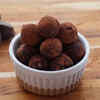 No-Bake Chocolate Oat Truffles