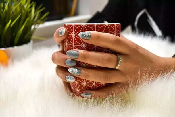 Grey nails are the new trend.