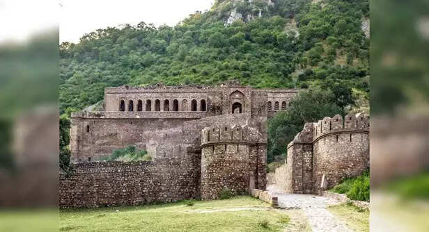 bhangarh.