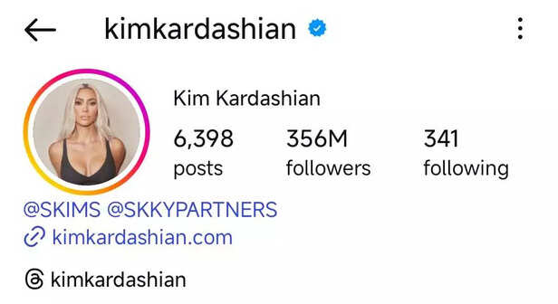 Kim Kardashian (@kimkardashian)