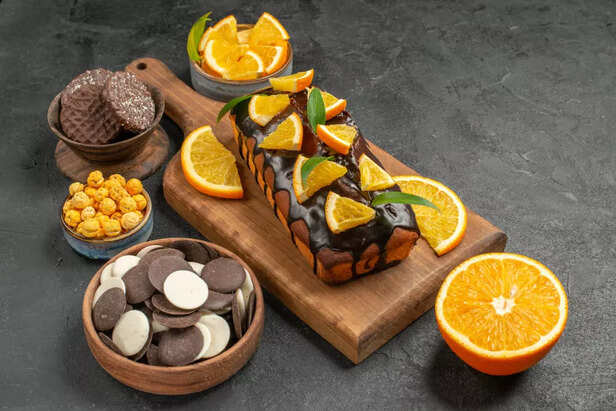 Dark Chocolate Fresh Orange Segments (image credit: freepik)