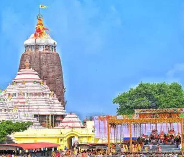 Puri Jagannath Temple servitor seeks action against Reliance-owned Campa Cola ad.