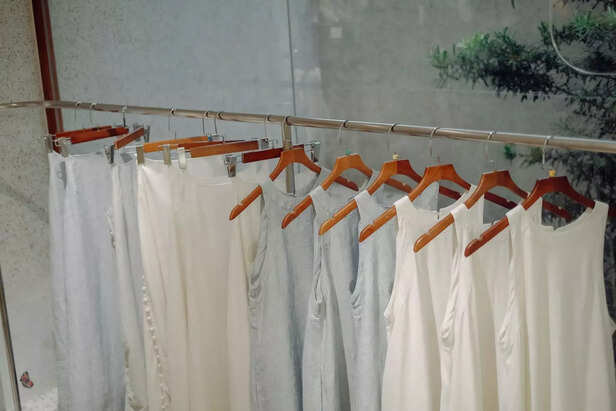 Dry clothes