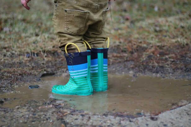 Waterproof footwears