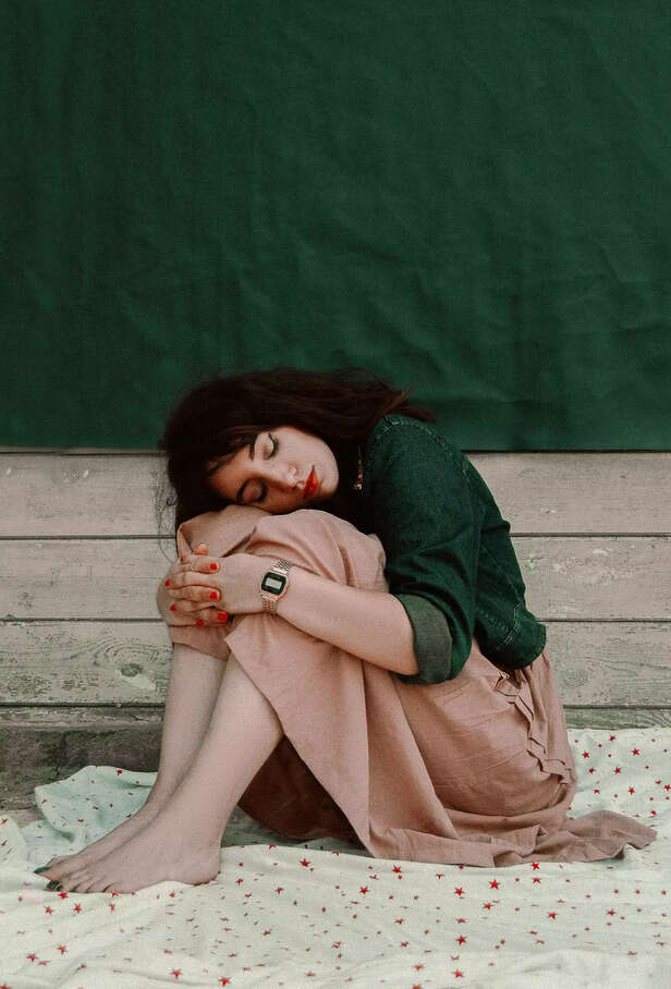 “The Silent Struggle: What PMS and PMDD Really Feel Like