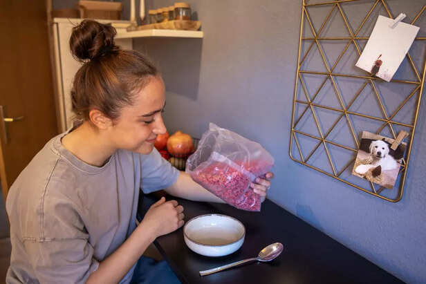 Changing Feeding Habits Can Save Your Aquarium for the Long Run