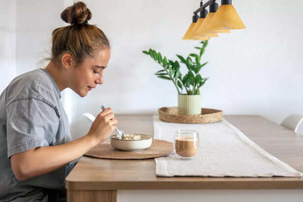 A woman with jowar porridge
