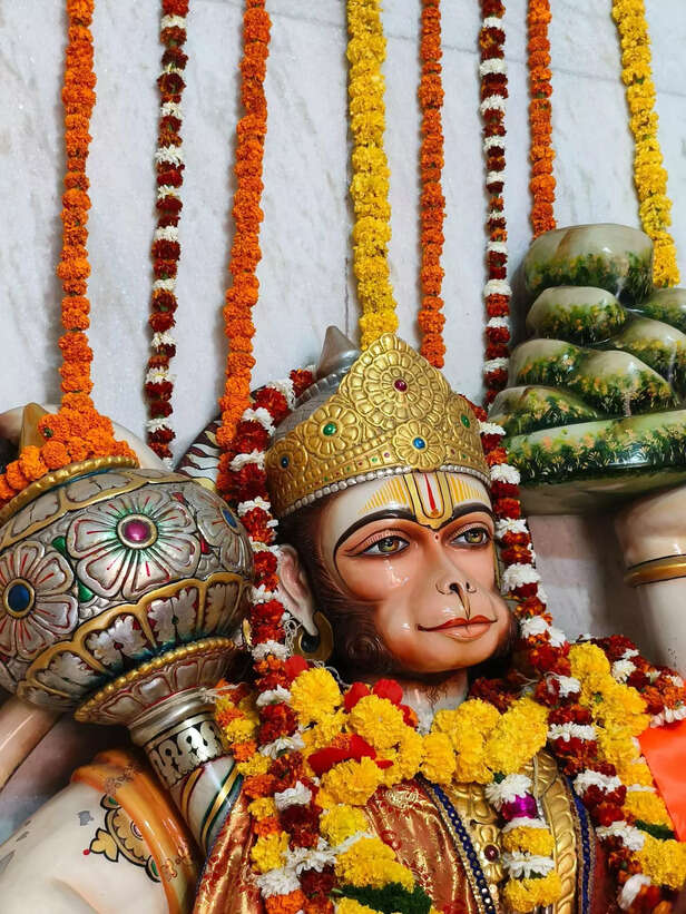 Hanuman Blessing Devotees