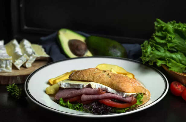 Nutritious Food (Image Credit: Freepik)