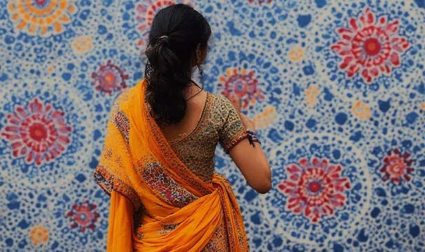 Woman in Bandhani