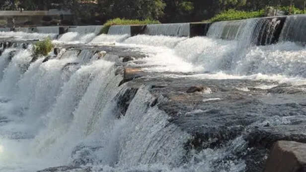 TN: Tourist bathing banned at Kodiveri anicut after heavy rainfall