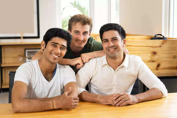 Young Adults (20–35 years