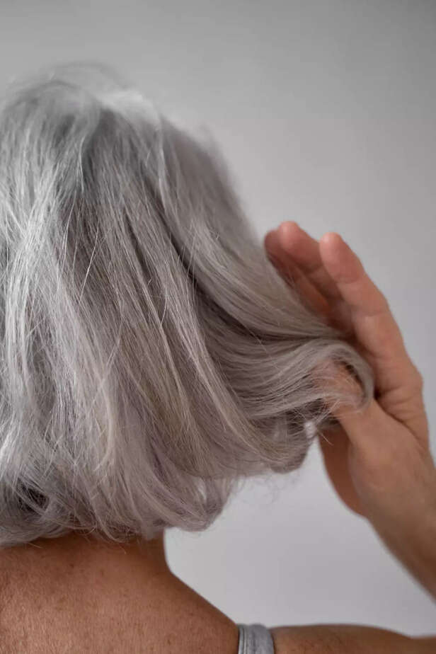 Healing grey hair