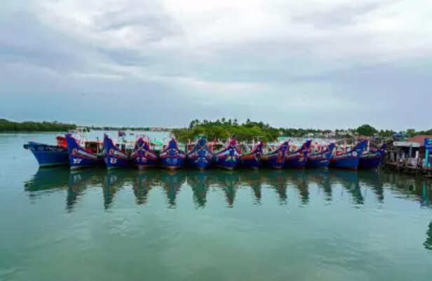 Kerala seeks Centre's urgent nod for fishermen’s savings scheme