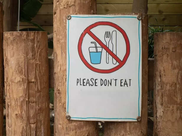 No eating sign