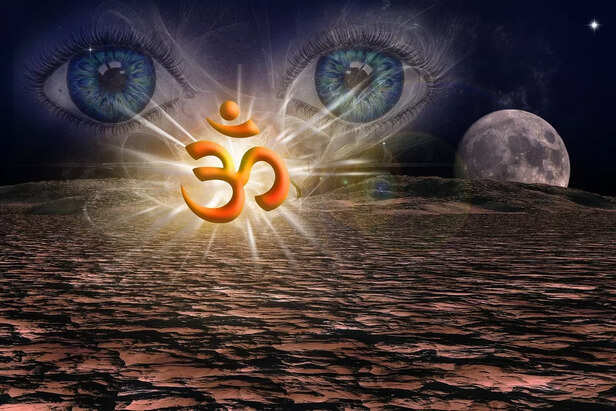 Spiritual vibrations of Gayatri Mantra