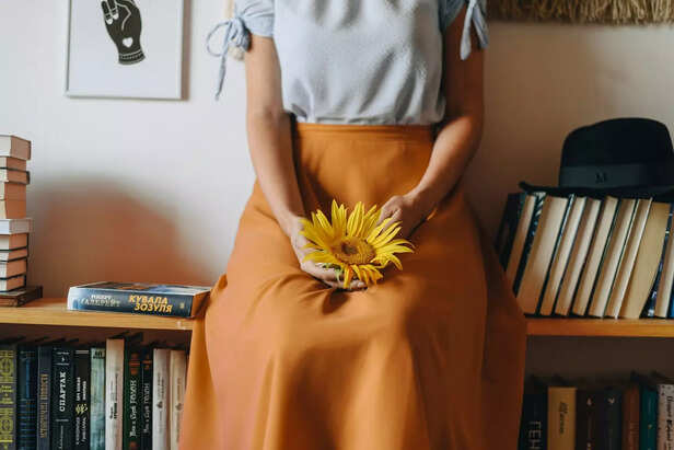 Skirt with casual t-shirt