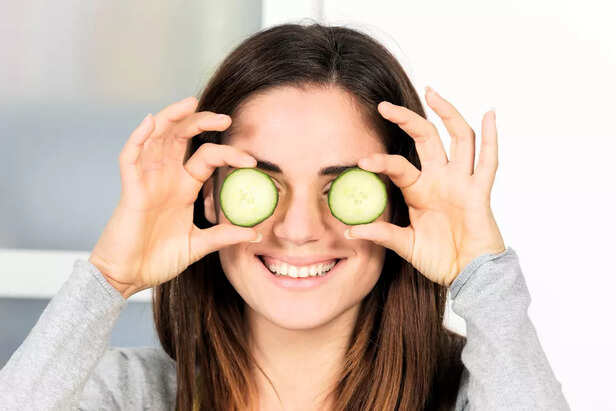 Cucumber on eyes