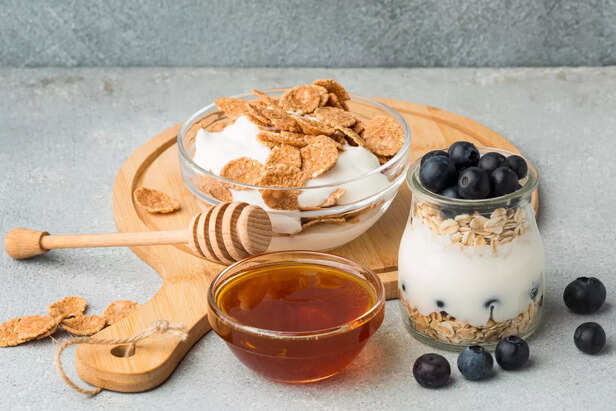Yogurt with honey
