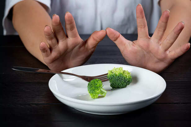 Avoiding food