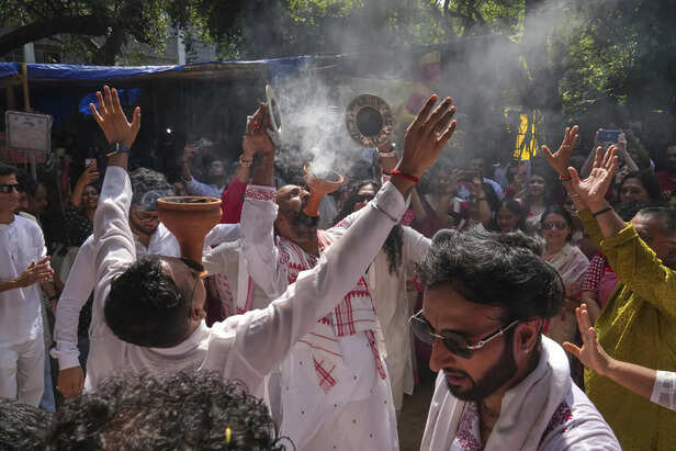 Durga puja maha navami 2025