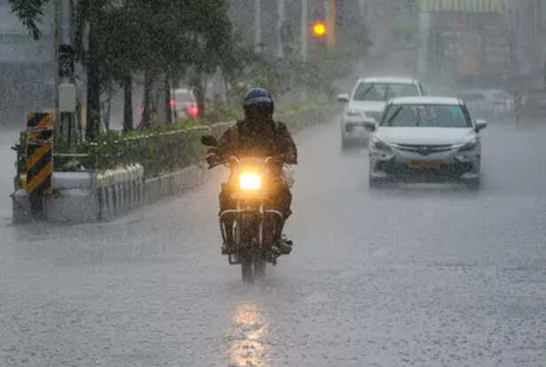 Delhi sudden rain