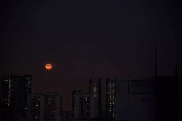Harvest Moon 2025 will glow bigger and brighter this October.