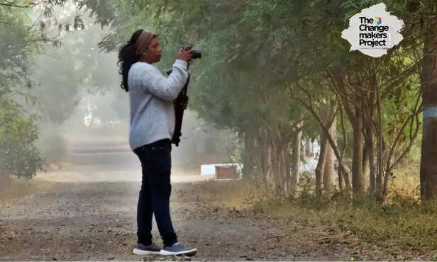 369969-tribal-filmmaker-movies-samvaad-tata-steel-foundation-migration-labours-tribal-community-3