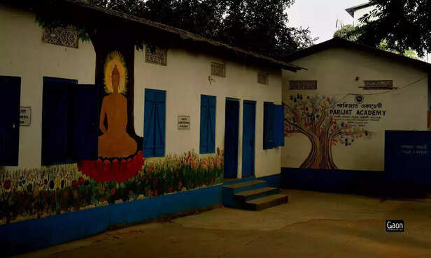 369021-female-education-empowerment-parijat-academy-guwahati-assam-menstruation-hygiene-2