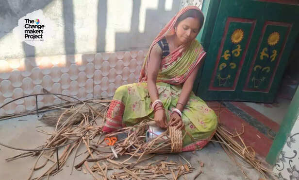 369623-water-hyacinth-processing-products-women-empowerment-jharkhand-livelihood-conservation-ganga-rejuvenation-5