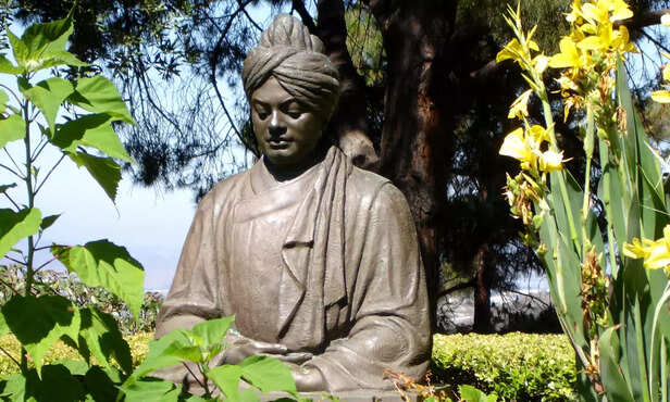 370113-swami-vivekanand-2