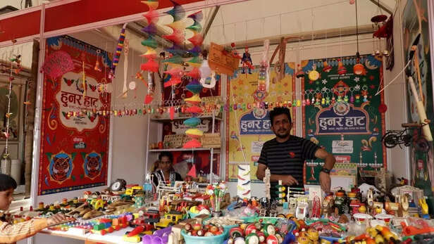 356538-hunnar-haat-lucknow-wood-product