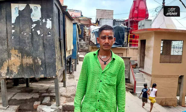 367163-manikarnika-ghat-varanasi-ganga-ghats-dom-community-socially-ostracized-pyre-kashi-7