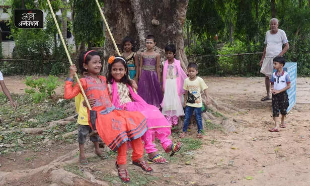 360141-raja-festival-to-worship-mother-earth-during-her-menstruation-period-kicked-off-in-odisha-5