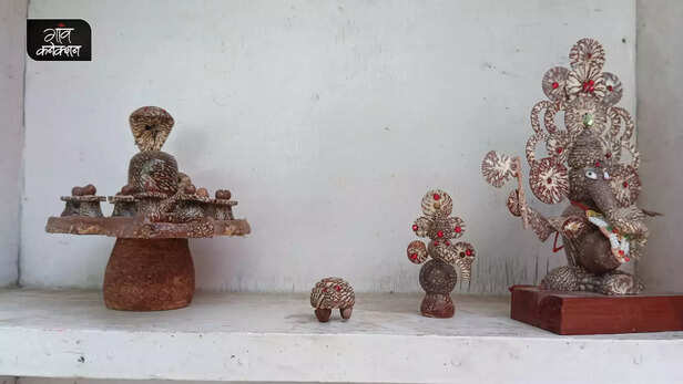 362511-betelnut-handicraft-supari-shilp-kala-rewa-madhya-pradesh-small-industry-art-culture-7