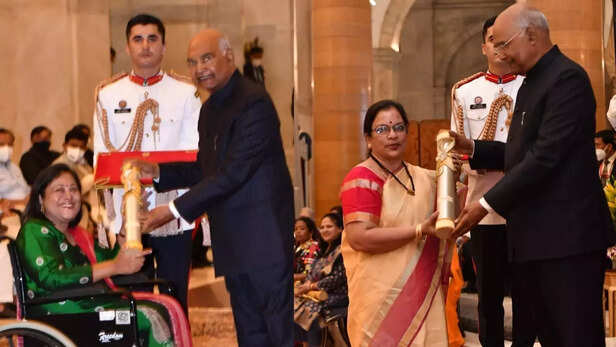 358217-nari-shakti-puraskar-2020-2021-winners-list-president-ramnath-kovind-2