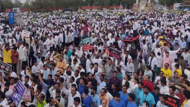 364224-gaon-moment-2023-03-24t185419264