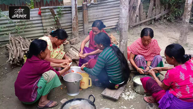 363690-rabha-community-khal-bamboo-flute-uttar-mendabari-alipurduar-west-bengal-3