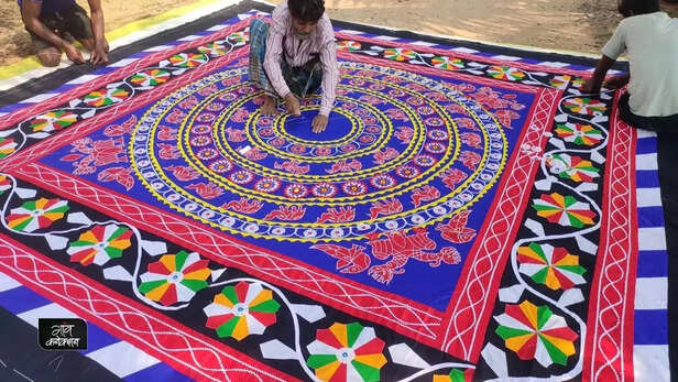 357515-pipili-art-odisha-handicraft-designer-fabric-rath-yatra-jagannath-puri-local-craft-covid19-5
